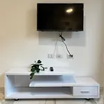 Bocconi - Jcube Hotellerie Apartamento *