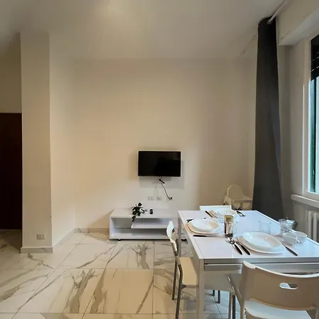 Apartment Bocconi - Jcube Hotellerie Milan